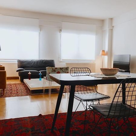 Cosy & Spacious Central Apartment Komotini Buitenkant foto